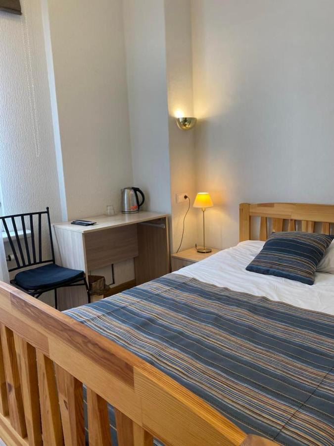 Aquamarine Hotel - Lauluvaeljak Tallinn Exteriör bild
