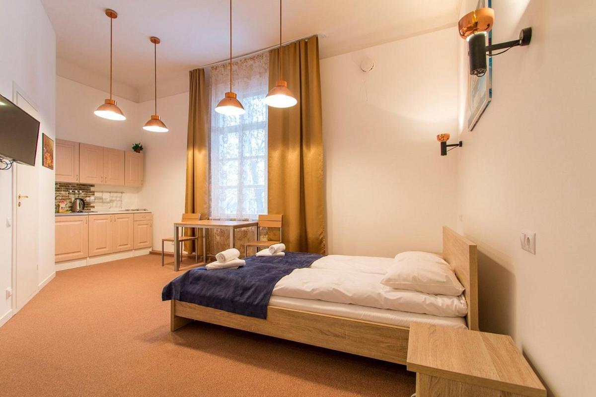 Aquamarine Hotel - Lauluvaeljak Tallinn Exteriör bild